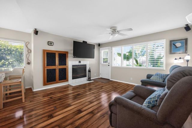 8441 Anthemis Ct, Elk Grove, CA 95624