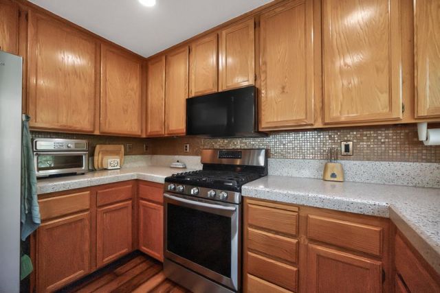 8441 Anthemis Ct, Elk Grove, CA 95624