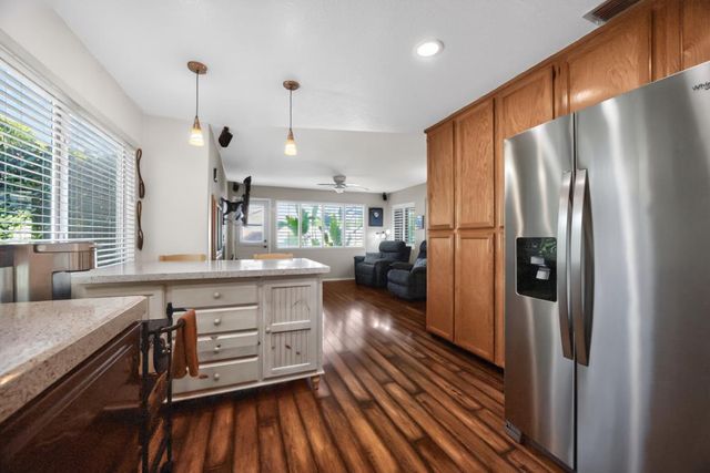 8441 Anthemis Ct, Elk Grove, CA 95624