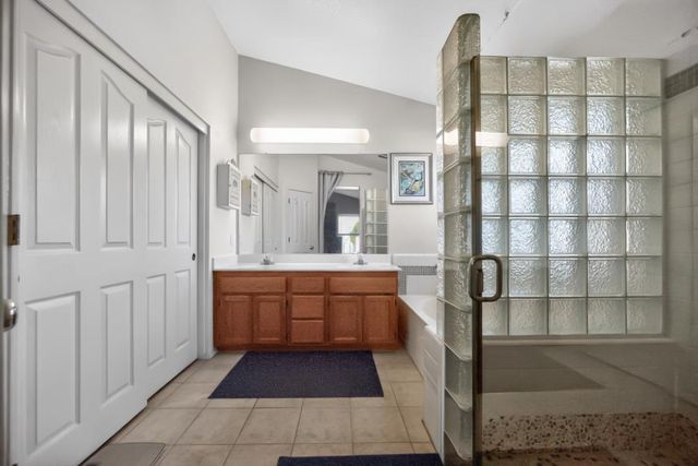 8441 Anthemis Ct, Elk Grove, CA 95624