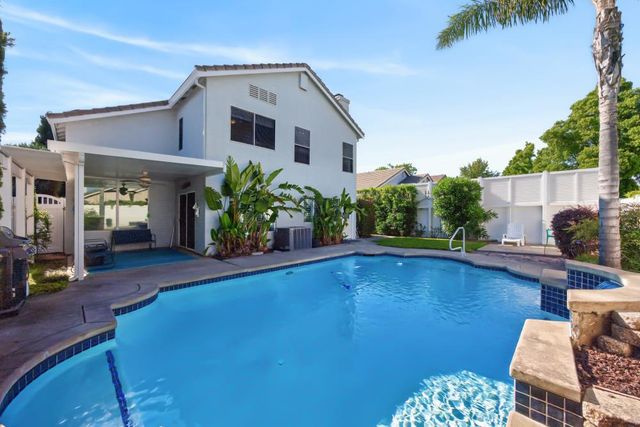8441 Anthemis Ct, Elk Grove, CA 95624