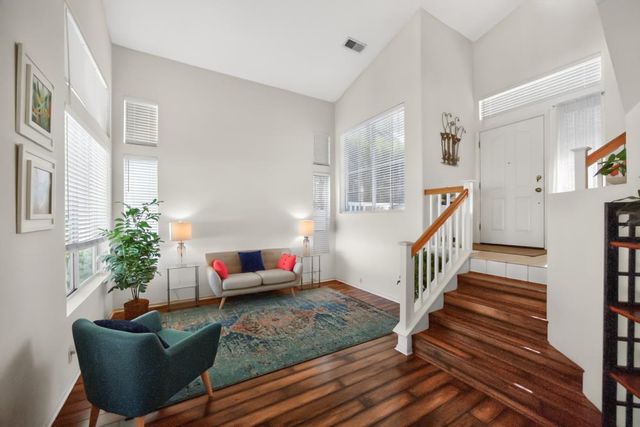 8441 Anthemis Ct, Elk Grove, CA 95624