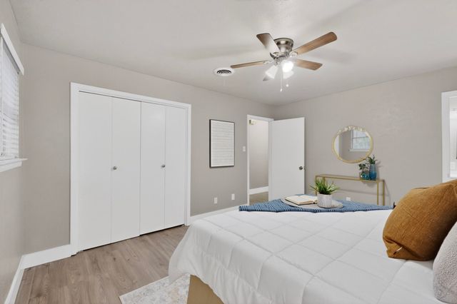 341 Arcadia Street, Hurst, TX 76053