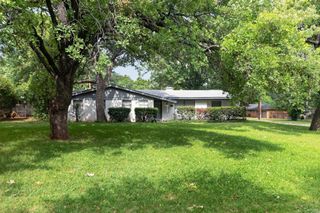 341 Arcadia Street, Hurst, TX 76053