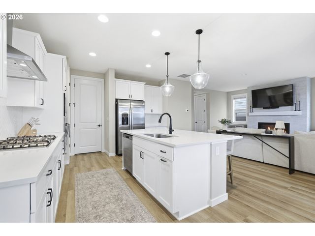 6724 Sw LUPINE Way, Wilsonville, OR 97070