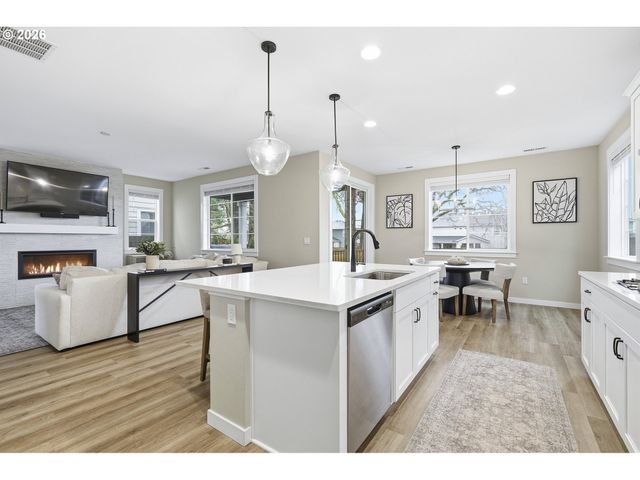 6724 Sw LUPINE Way, Wilsonville, OR 97070