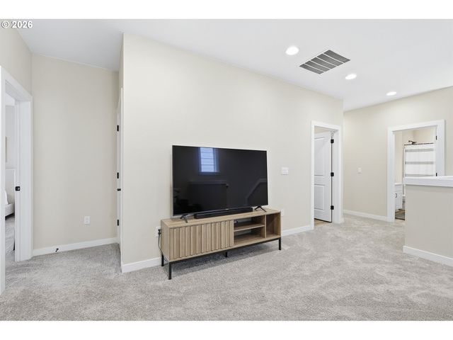 6724 Sw LUPINE Way, Wilsonville, OR 97070