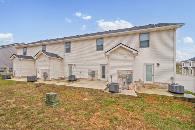 1201 Fort Campbell Blvd 3 B, Clarksville, TN 37042