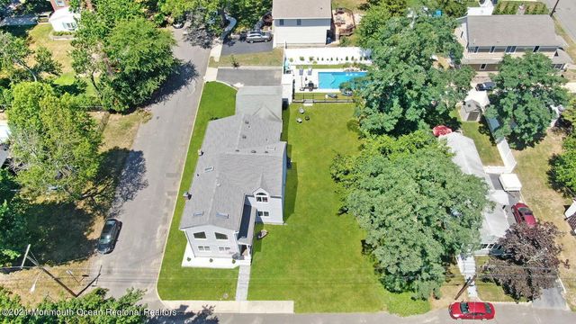 503 Elizabeth Street, Oakhurst, NJ 07755