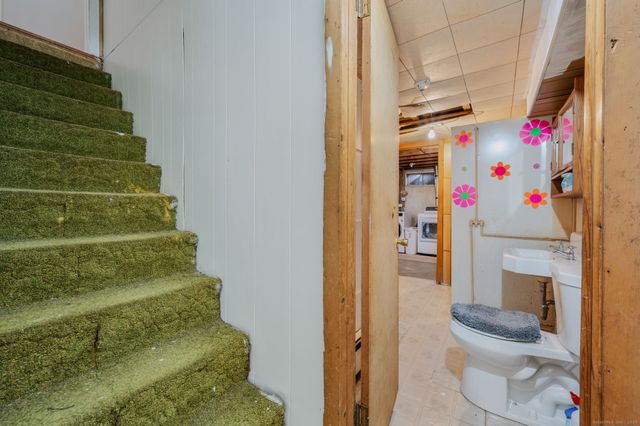 15 Chapman Street, Windham, CT 06226