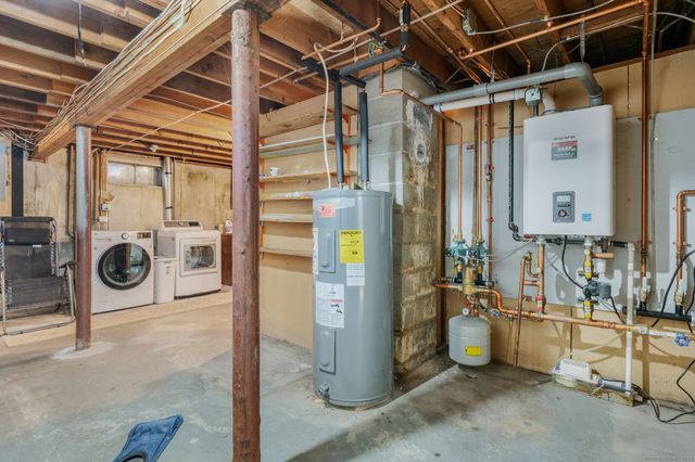 15 Chapman Street, Windham, CT 06226