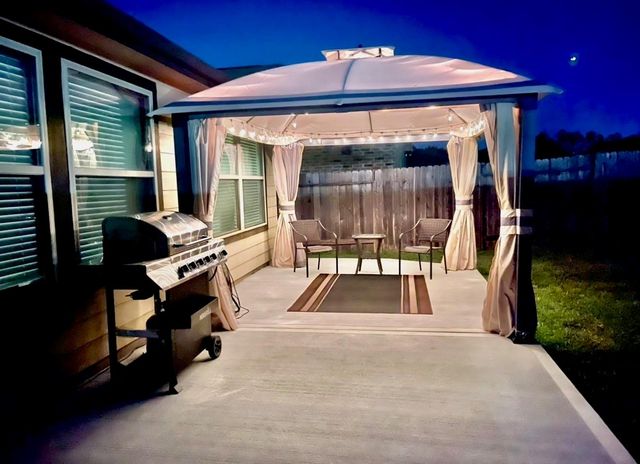 2806 Bretton Woods Drive, Conroe, TX 77301