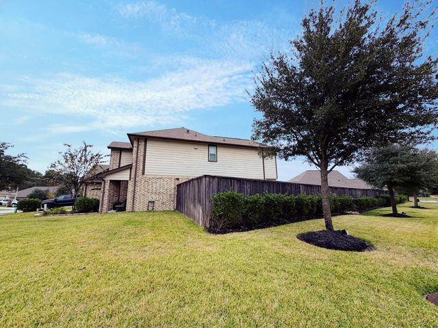 2806 Bretton Woods Drive, Conroe, TX 77301