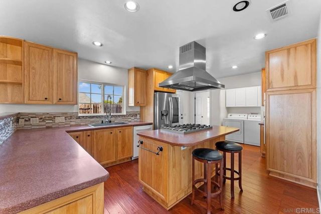 639 1st Avenue, Chula Vista, CA 91910