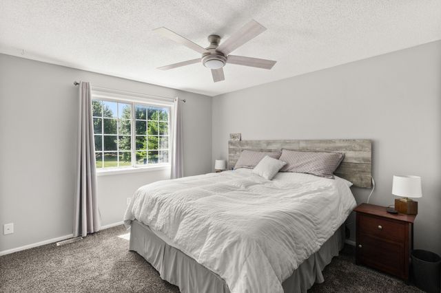 150 S Prairie View Drive 306, West Des Moines, IA 50266