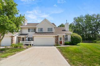 150 S Prairie View Drive 306, West Des Moines, IA 50266