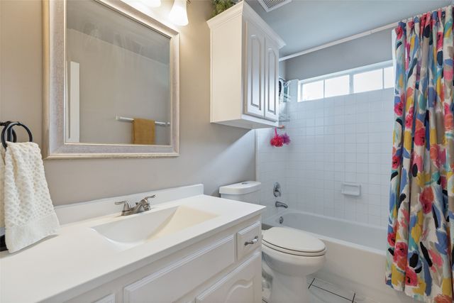 2716 Parkside Lane, Mckinney, TX 75072