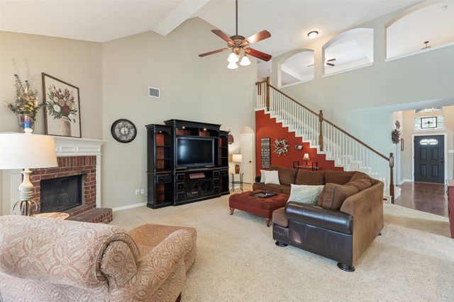 2716 Parkside Lane, Mckinney, TX 75072
