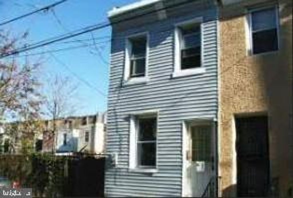 2315 N MUTTER ST, Philadelphia, PA 19133