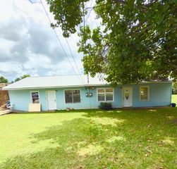 1105 Cumberland St, Decherd, TN 37324