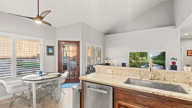 7861 Quince St., La Mesa, CA 91941