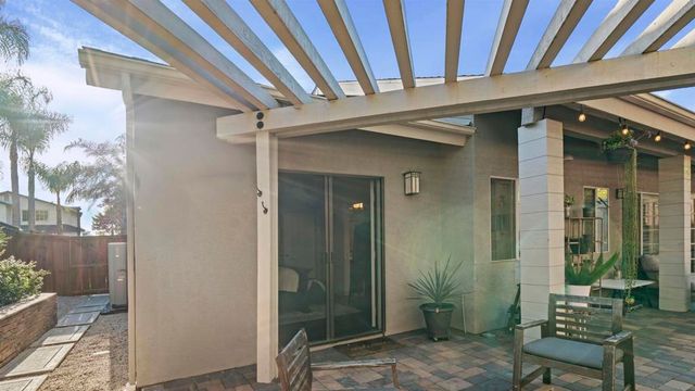 7861 Quince St., La Mesa, CA 91941