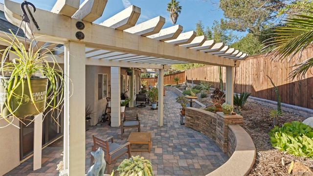 7861 Quince St., La Mesa, CA 91941