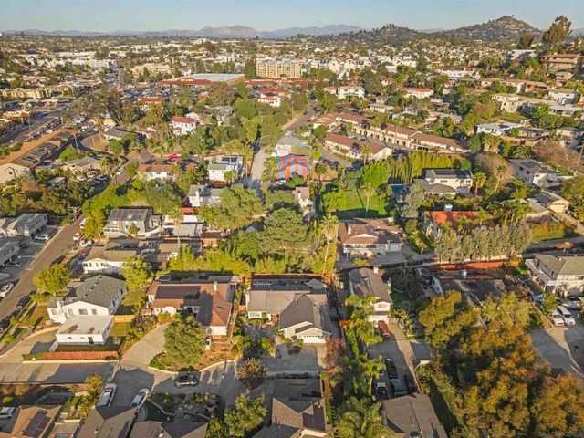 7861 Quince St., La Mesa, CA 91941