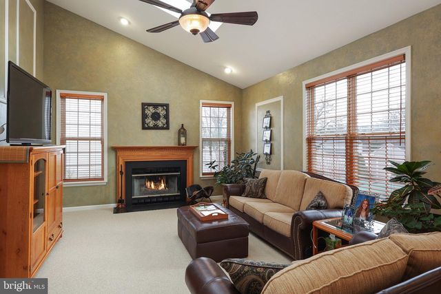 6 SOUSA COURT, East Windsor, NJ 08520