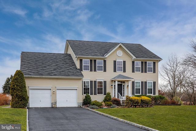 6 SOUSA COURT, East Windsor, NJ 08520