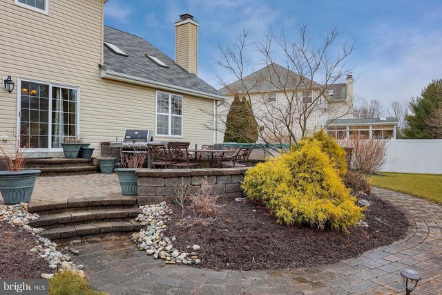 6 SOUSA COURT, East Windsor, NJ 08520