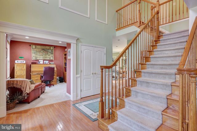 6 SOUSA COURT, East Windsor, NJ 08520