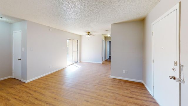 722 Prairie Creek Drive, Princeton, TX 75407