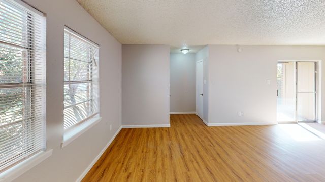 722 Prairie Creek Drive, Princeton, TX 75407