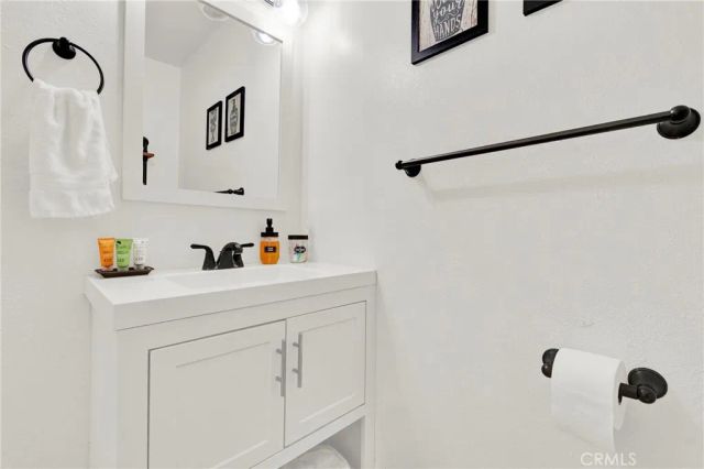 5954 Newcomb, San Bernardino, CA 92404
