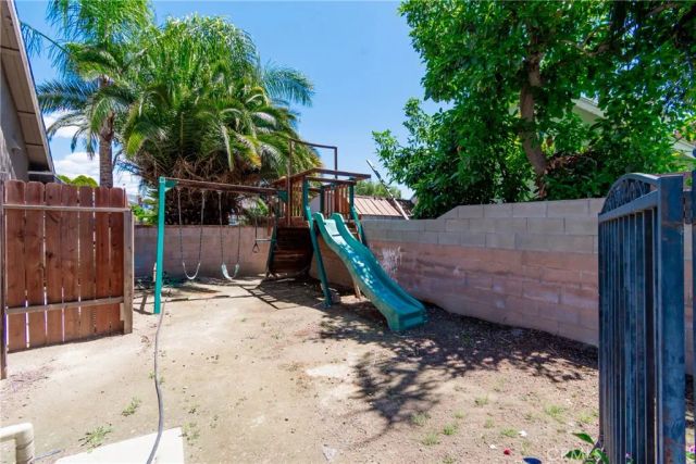 5954 Newcomb, San Bernardino, CA 92404