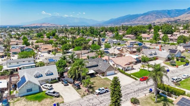 5954 Newcomb, San Bernardino, CA 92404
