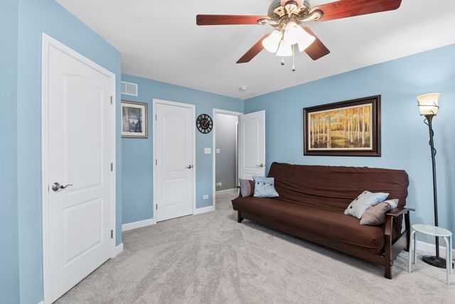 13152 S Vicarage Drive, Plainfield, IL 60585