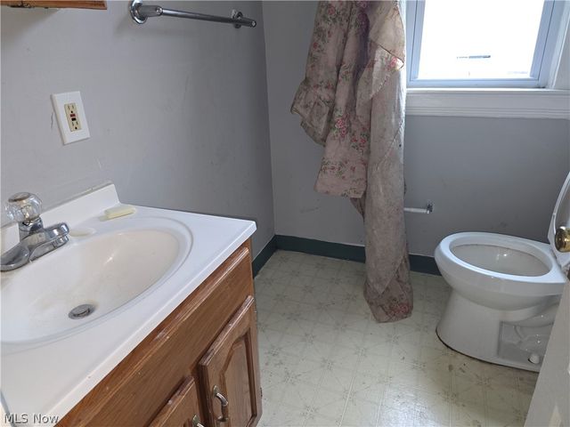 2931 E 121st Street, Cleveland, OH 44120