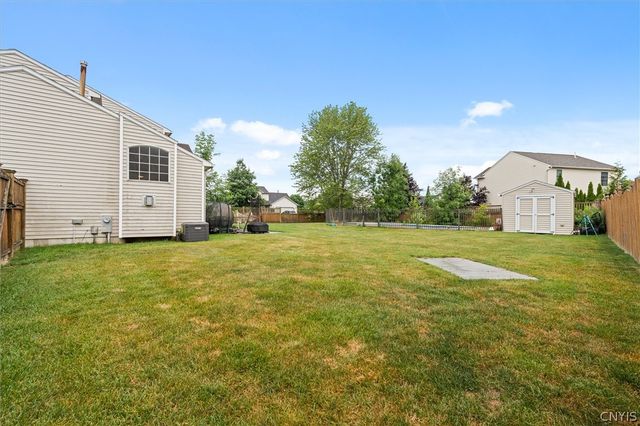 8739 Raulli Drive, Cicero, NY 13039