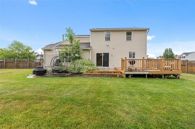 8739 Raulli Drive, Cicero, NY 13039