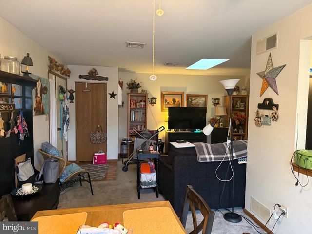 831 CHARLOTTE WAY, Enola, PA 17025