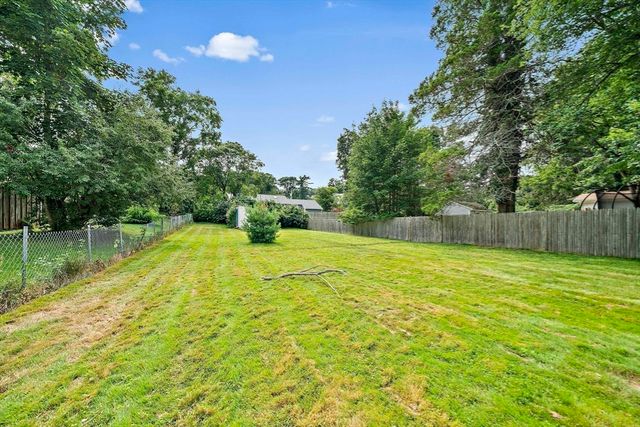 50 Standish Avenue, Plymouth, MA 02360