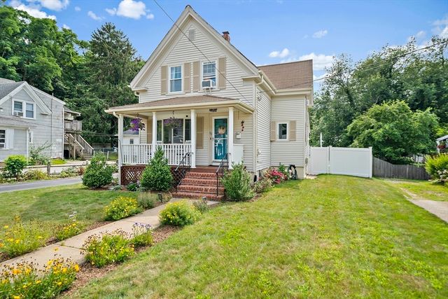 50 Standish Avenue, Plymouth, MA 02360
