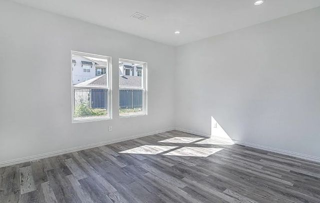 125 Magnolia Estates Street, Crowley, TX 76036