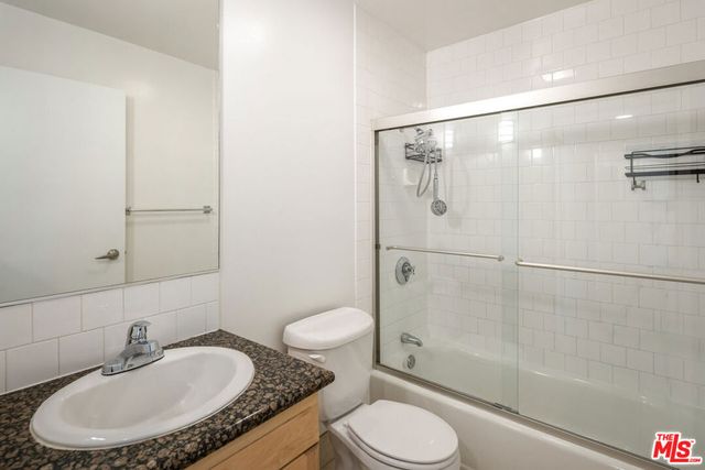 823 N Martel Avenue 2, Los Angeles, CA 90046