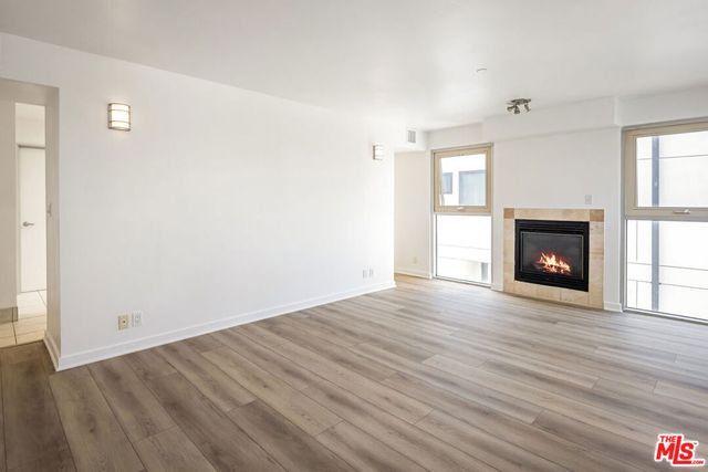 823 N Martel Avenue 2, Los Angeles, CA 90046