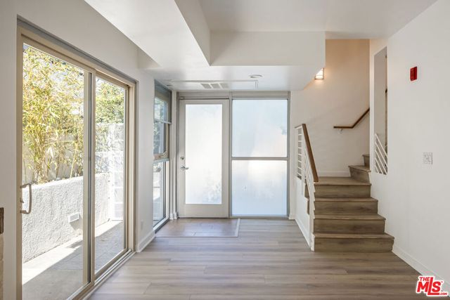 823 N Martel Avenue 2, Los Angeles, CA 90046