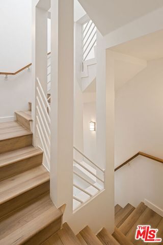 823 N Martel Avenue 2, Los Angeles, CA 90046