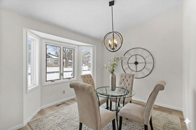 7890 Grinnell Court E, Lakeville, MN 55044